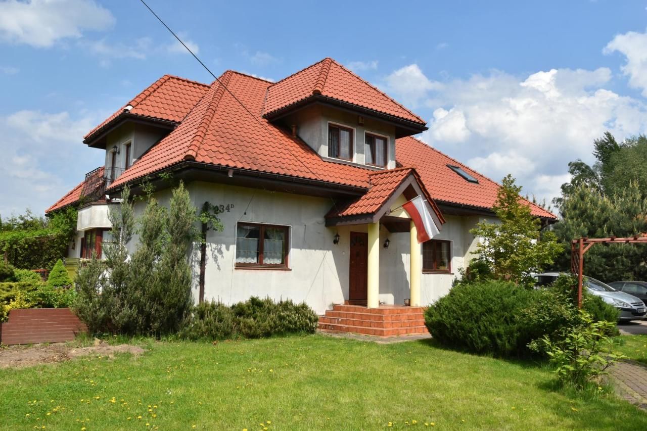 Виллы Comfortable house with garden Mańki-15